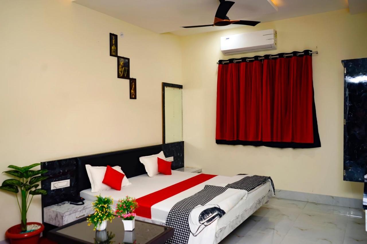 Ratna Mahal Dhāmnod Exteriér fotografie